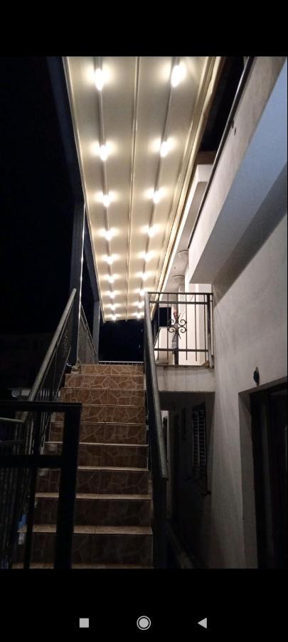 Apartments Jovana Petrovac Eksteriør bilde