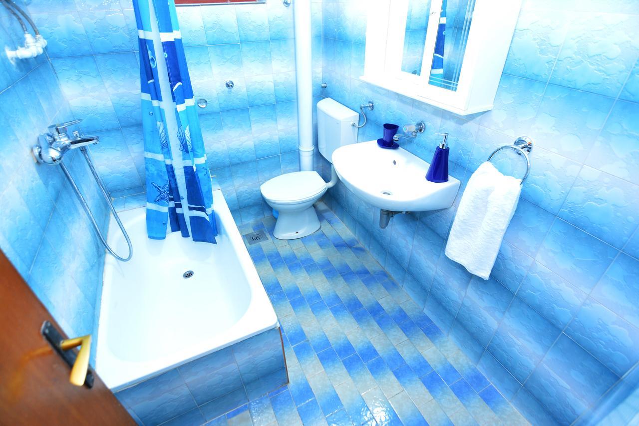 Apartments Jovana Petrovac Rom bilde